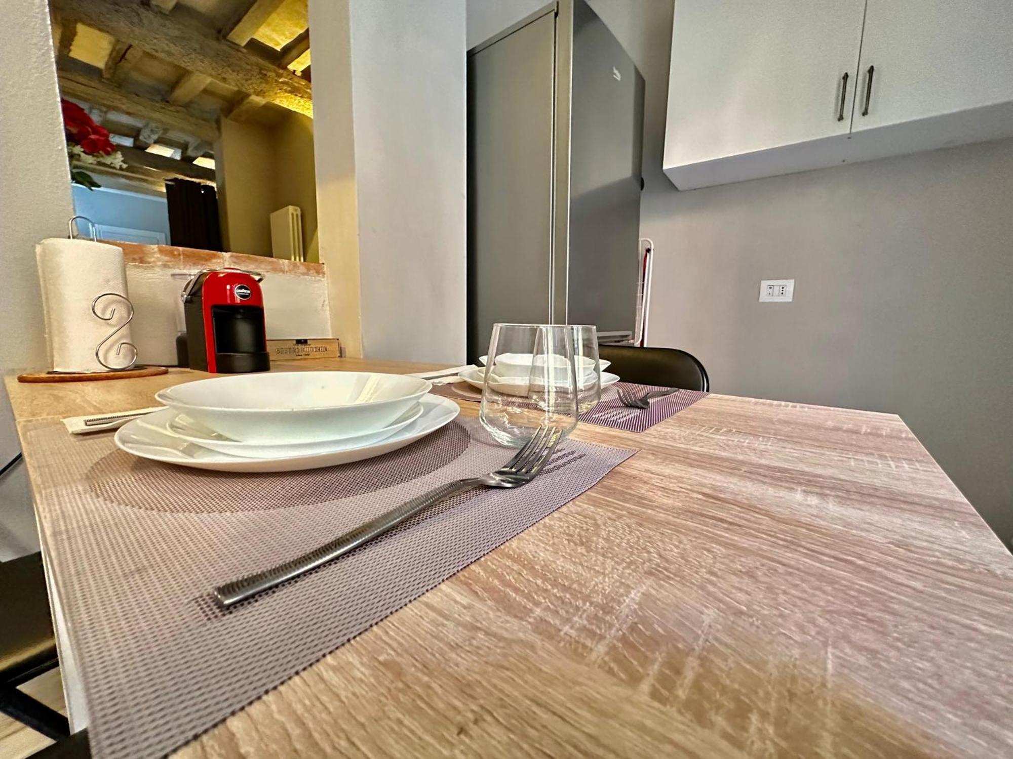 " In Centro Da Marghe" By Revenue House Apartment ปาร์มา ภายนอก รูปภาพ