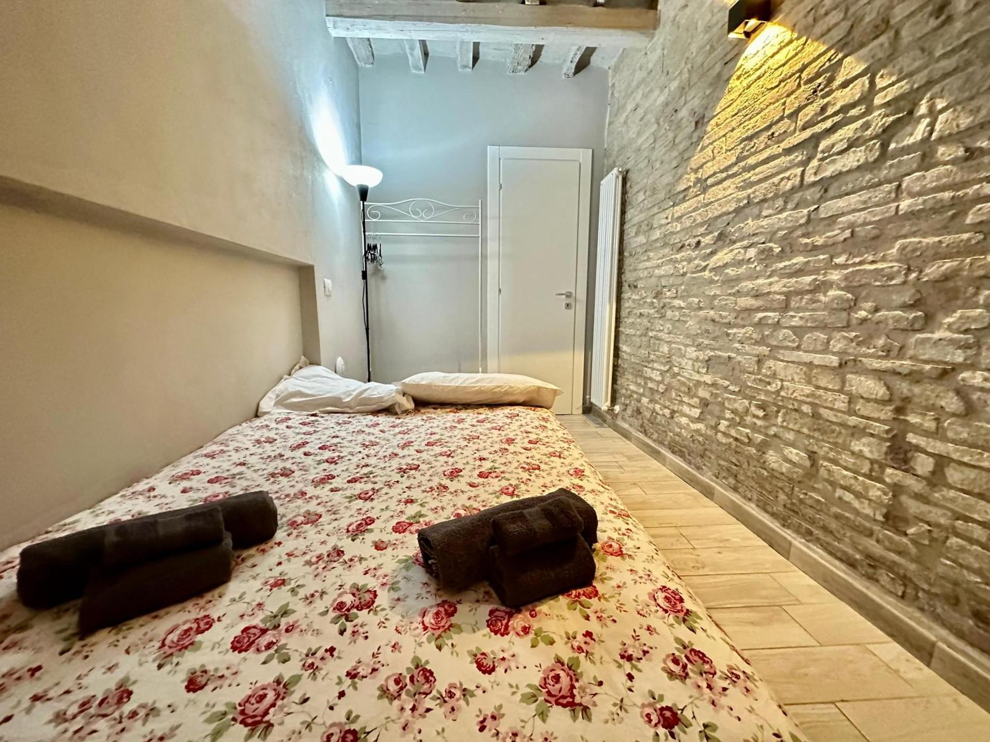 " In Centro Da Marghe" By Revenue House Apartment ปาร์มา ภายนอก รูปภาพ